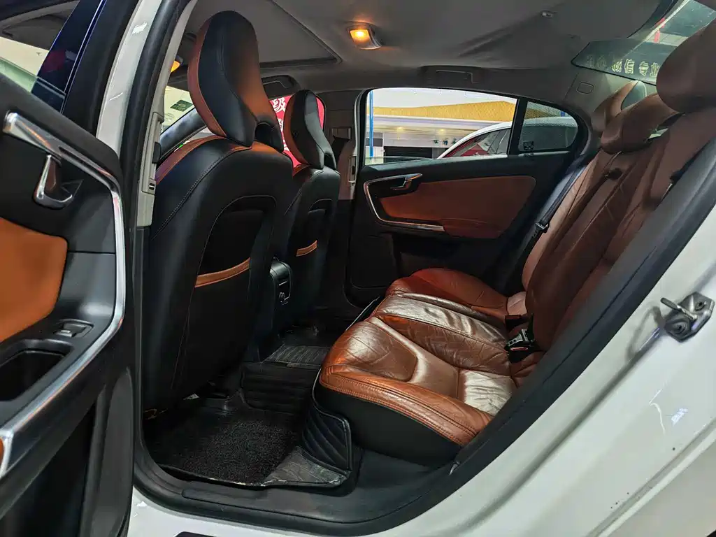 Volvo S60 2014 S60L 2.0T
