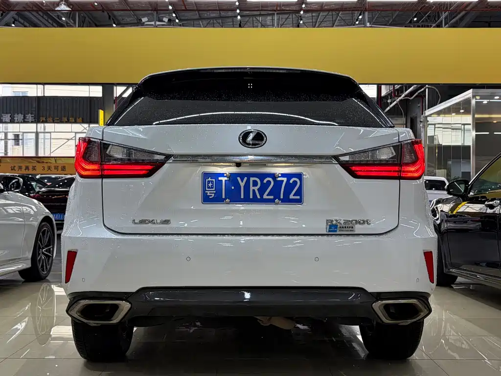 Lexus RX — миниатюра 8