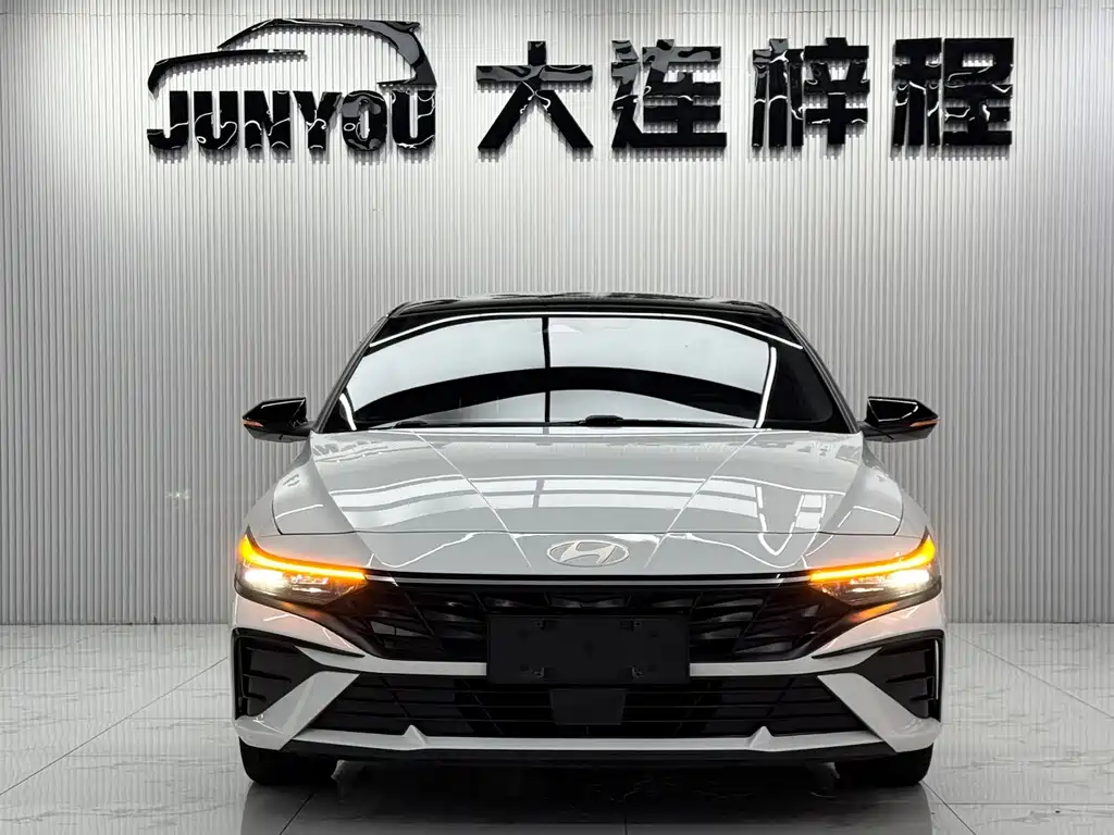 Hyundai Elantra — миниатюра 2