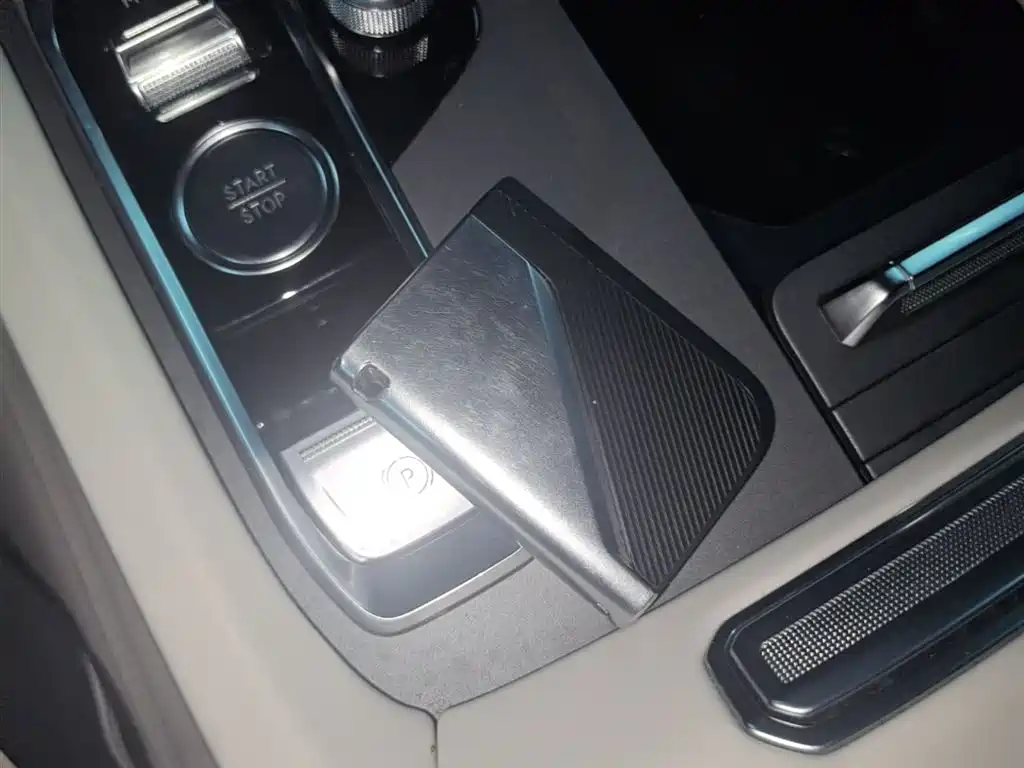 Lynk & Co 09 EM-P 2021 2.0T PHEV Ultra мест
