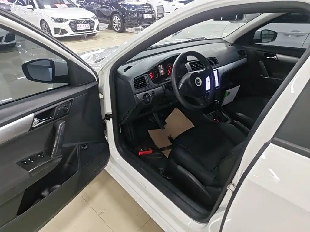 Volkswagen Lavida — миниатюра 16