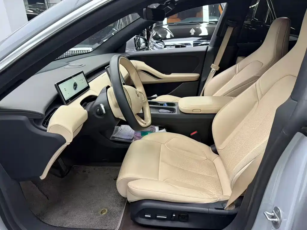 NIO ET5T — миниатюра 4