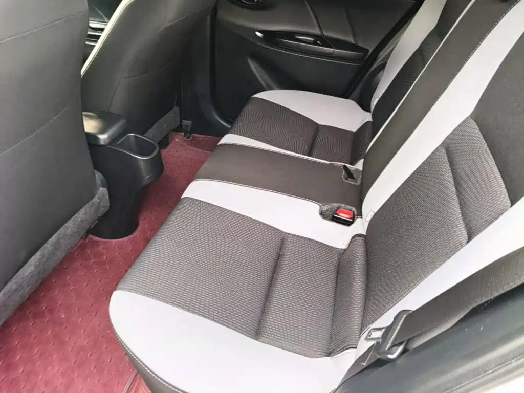 Toyota Yaris L — миниатюра 17