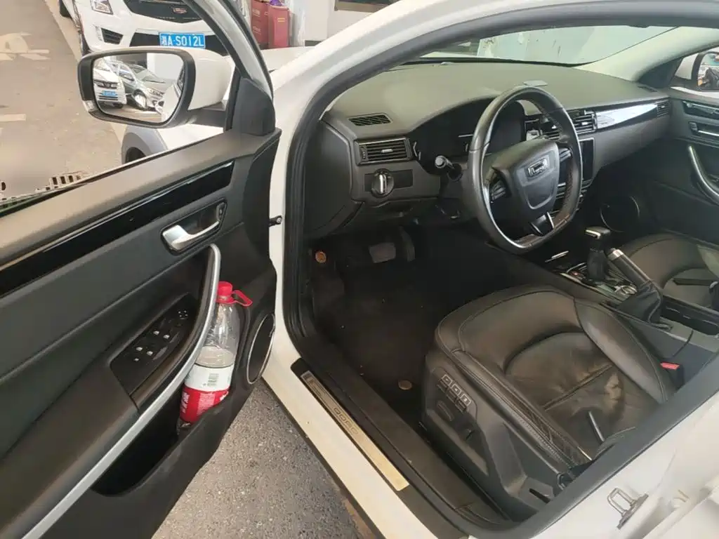 Qoros Qoros 3 — миниатюра 16