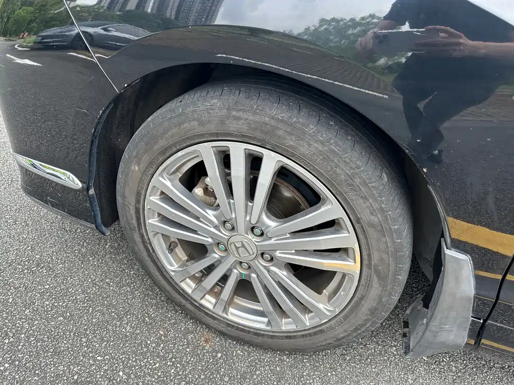 Honda Elysion — миниатюра 9
