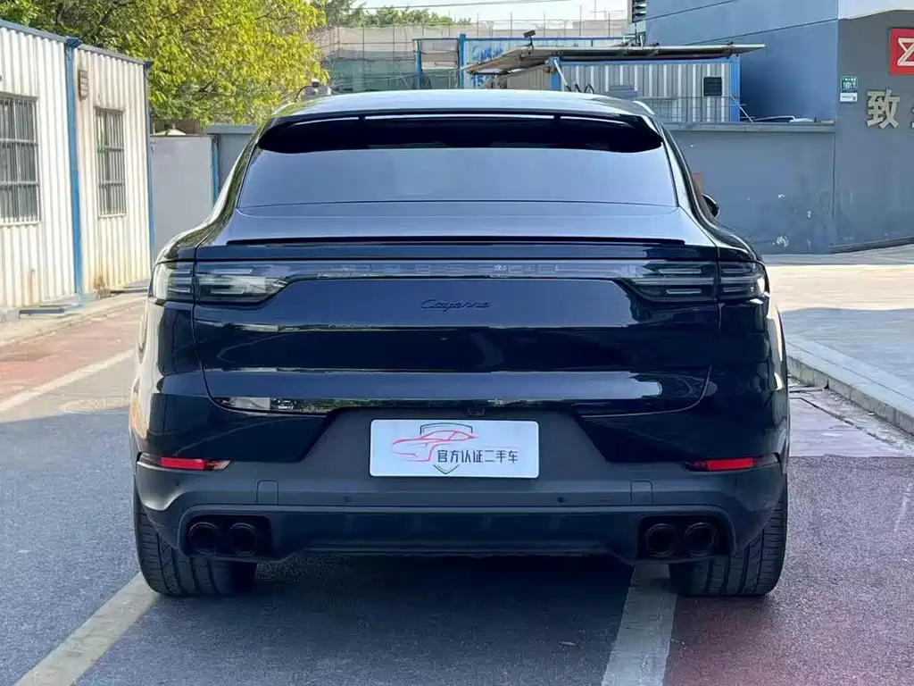 Porsche Cayenne — миниатюра 8