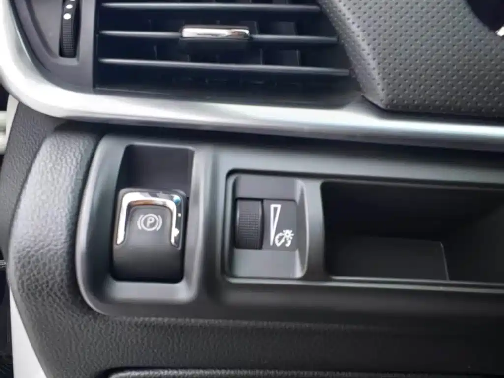 Cadillac XTS — миниатюра 7