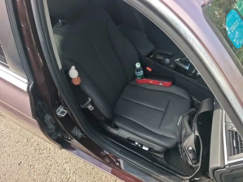 BMW 3 Series — миниатюра 25