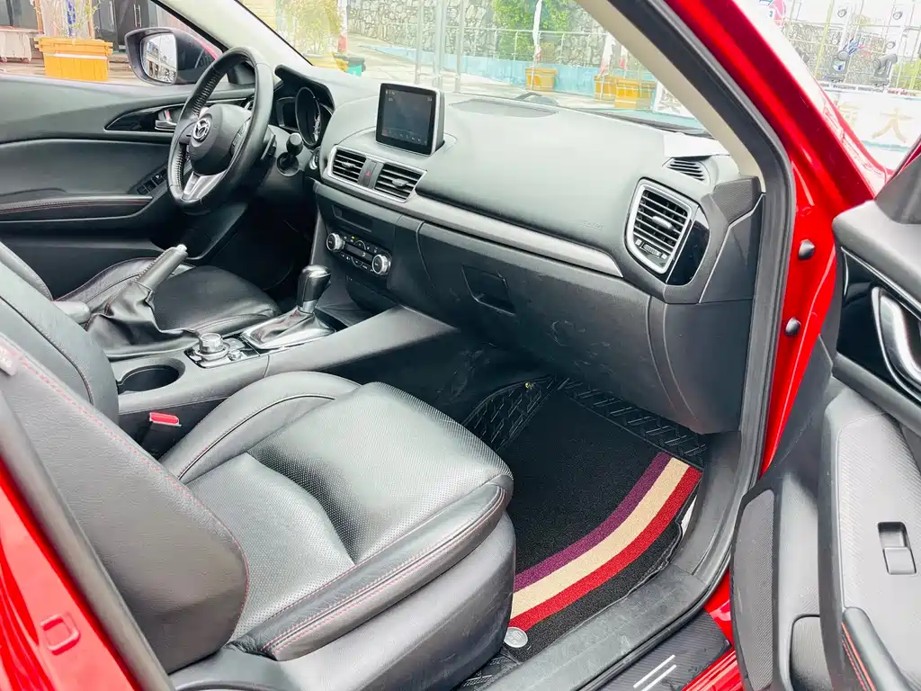 Mazda 3 Axela — миниатюра 8
