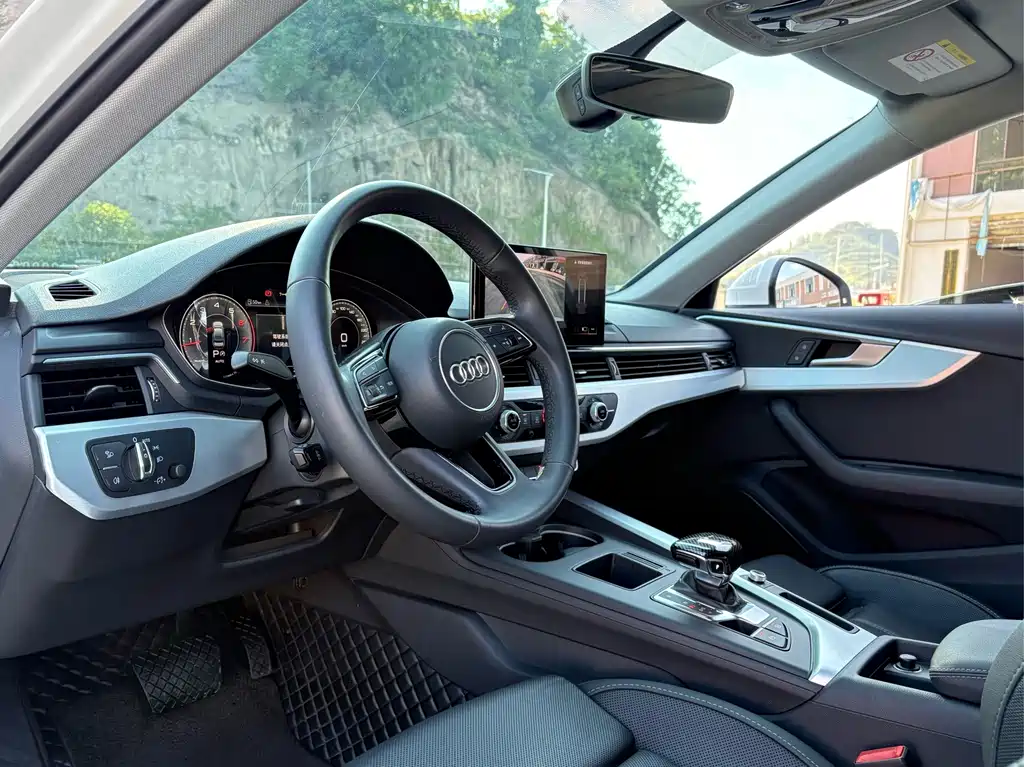 Audi A4L — миниатюра 3