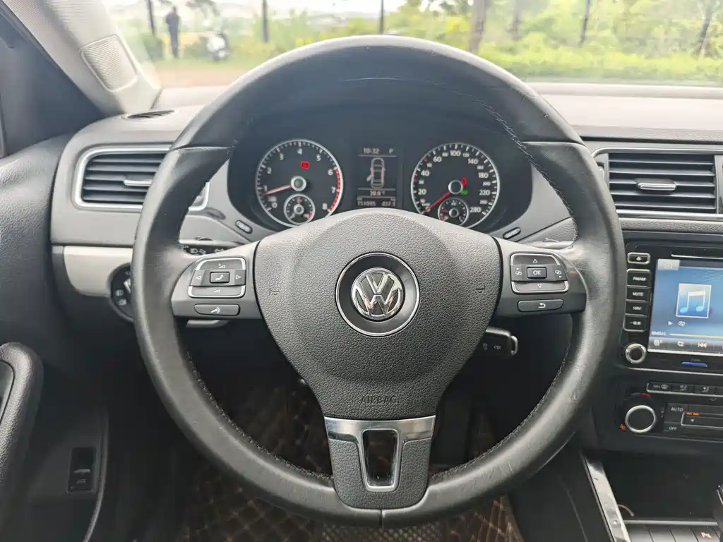 Volkswagen Sagitar — миниатюра 15