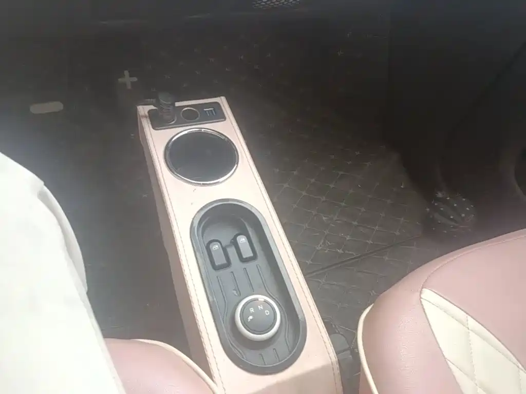 Wuling MINIEV — миниатюра 14