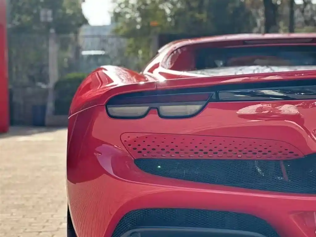 Ferrari 296 2021 3.0T V6 GTB