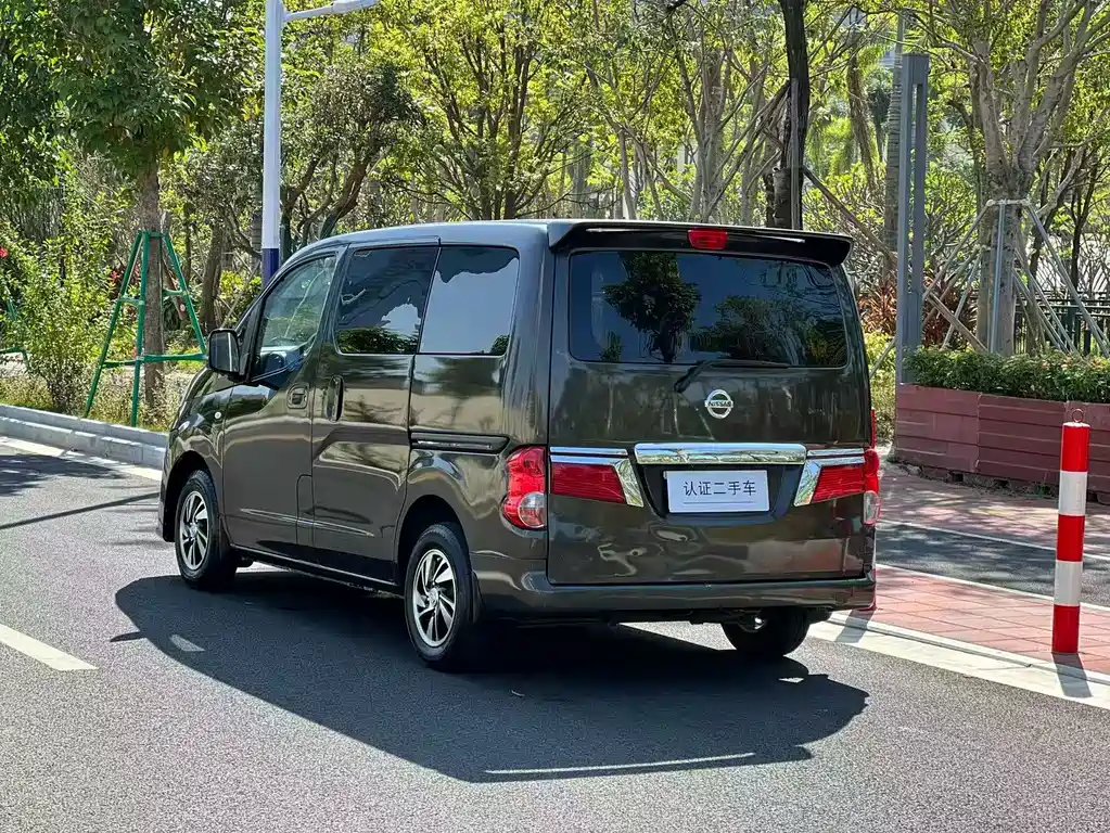 Nissan NV200 — миниатюра 3