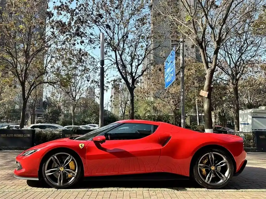 Ferrari 296 2021 3.0T V6 GTB