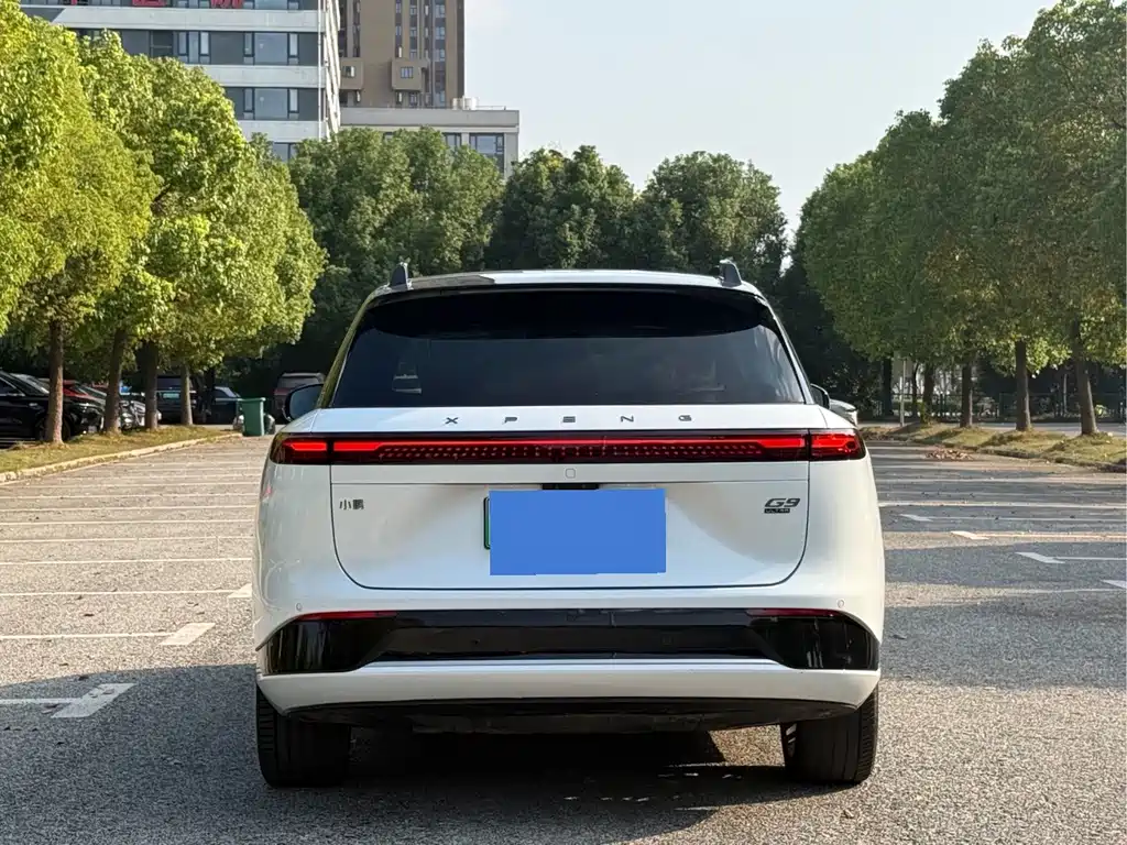 XPeng G9 — миниатюра 5