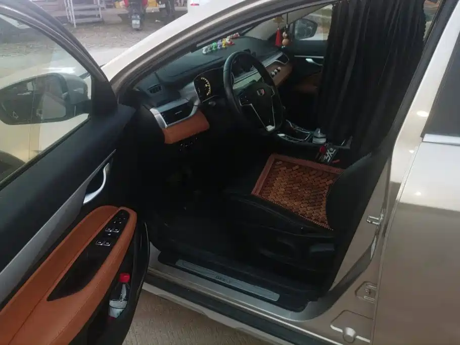 Geely Vision S1 — миниатюра 9