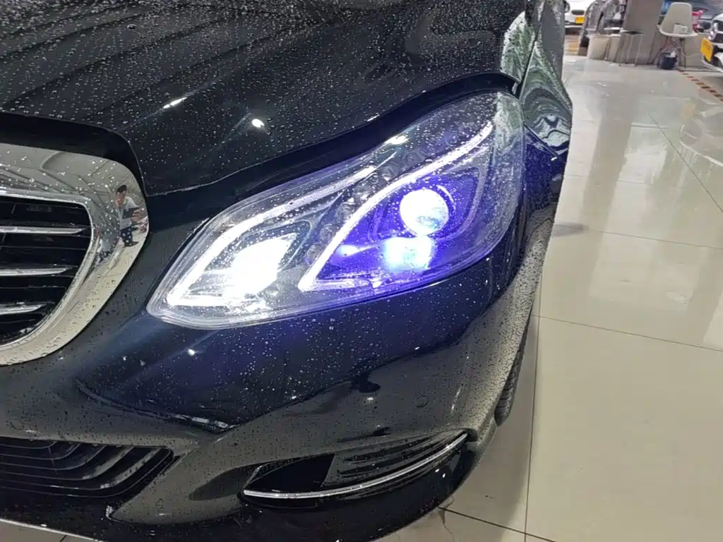 Mercedes-Benz E-Class — миниатюра 24