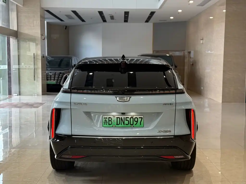 Cadillac Lyriq — миниатюра 18