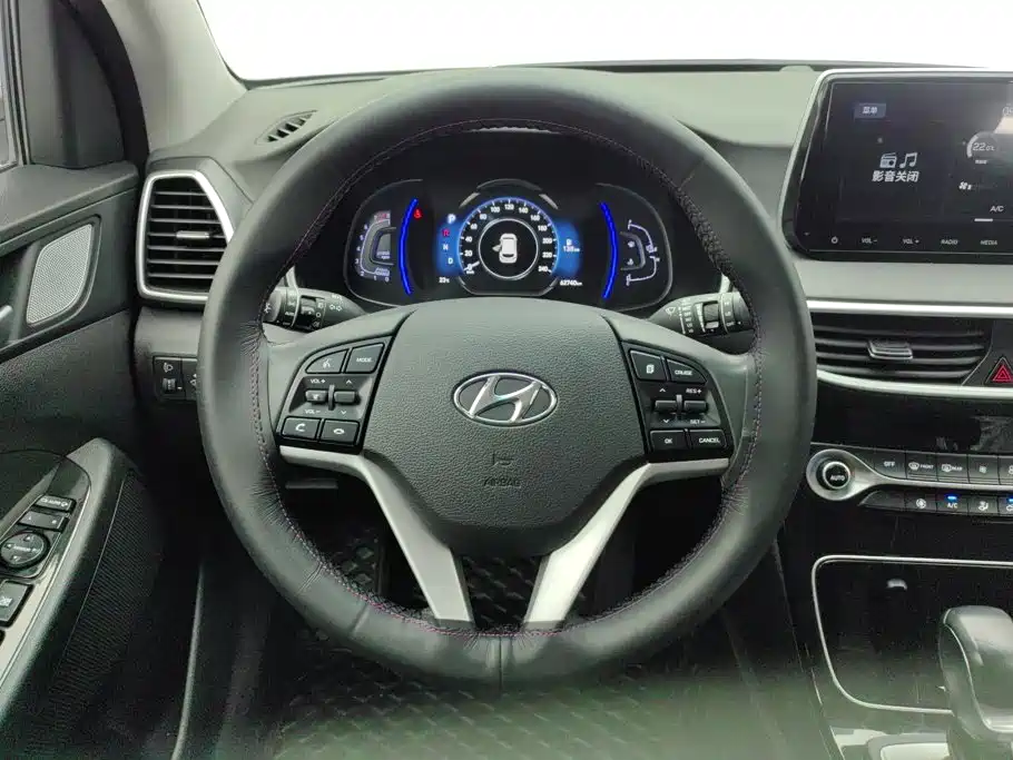 Hyundai Tucson — миниатюра 15
