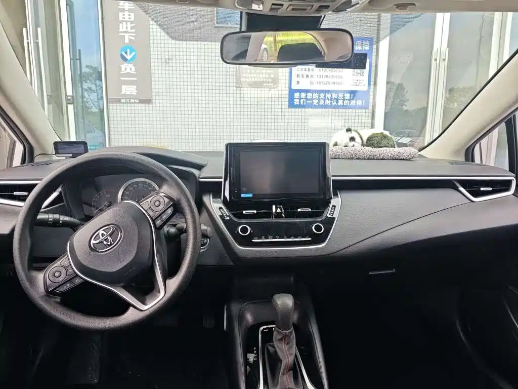 Toyota Corolla — миниатюра 6