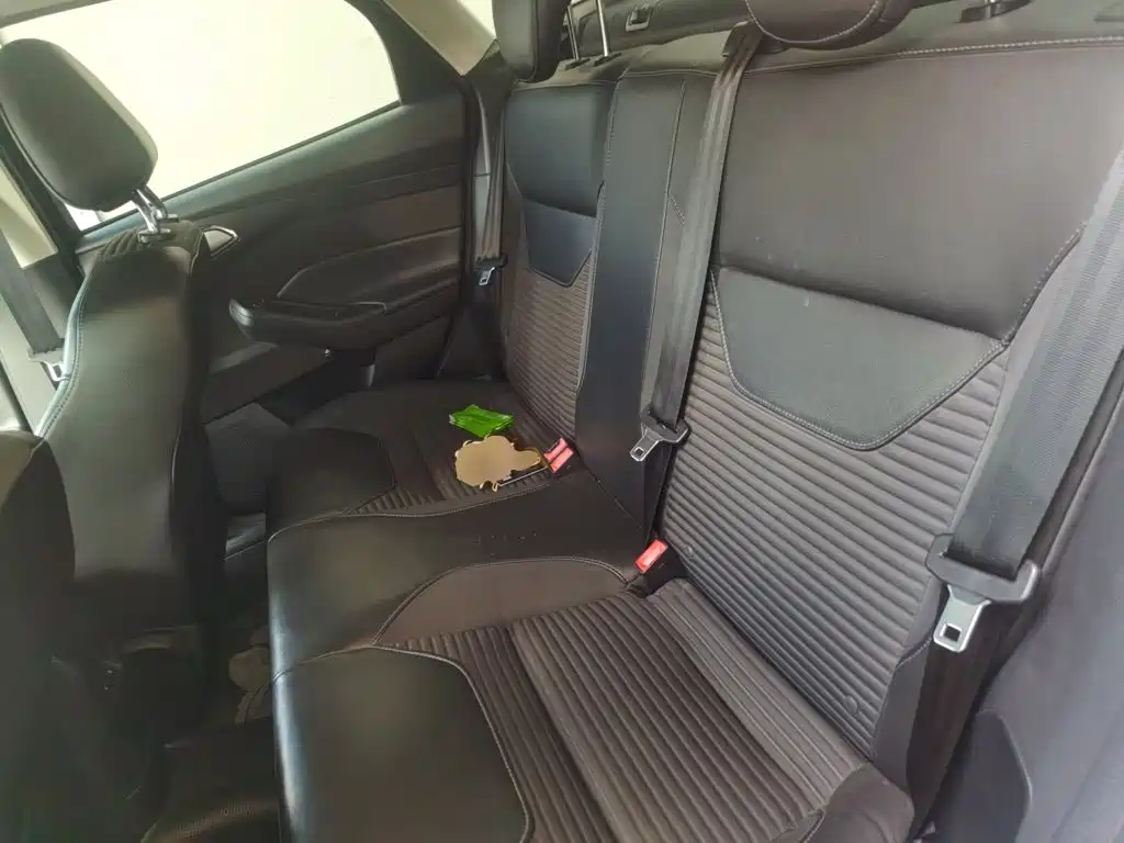 Ford Focus — миниатюра 18