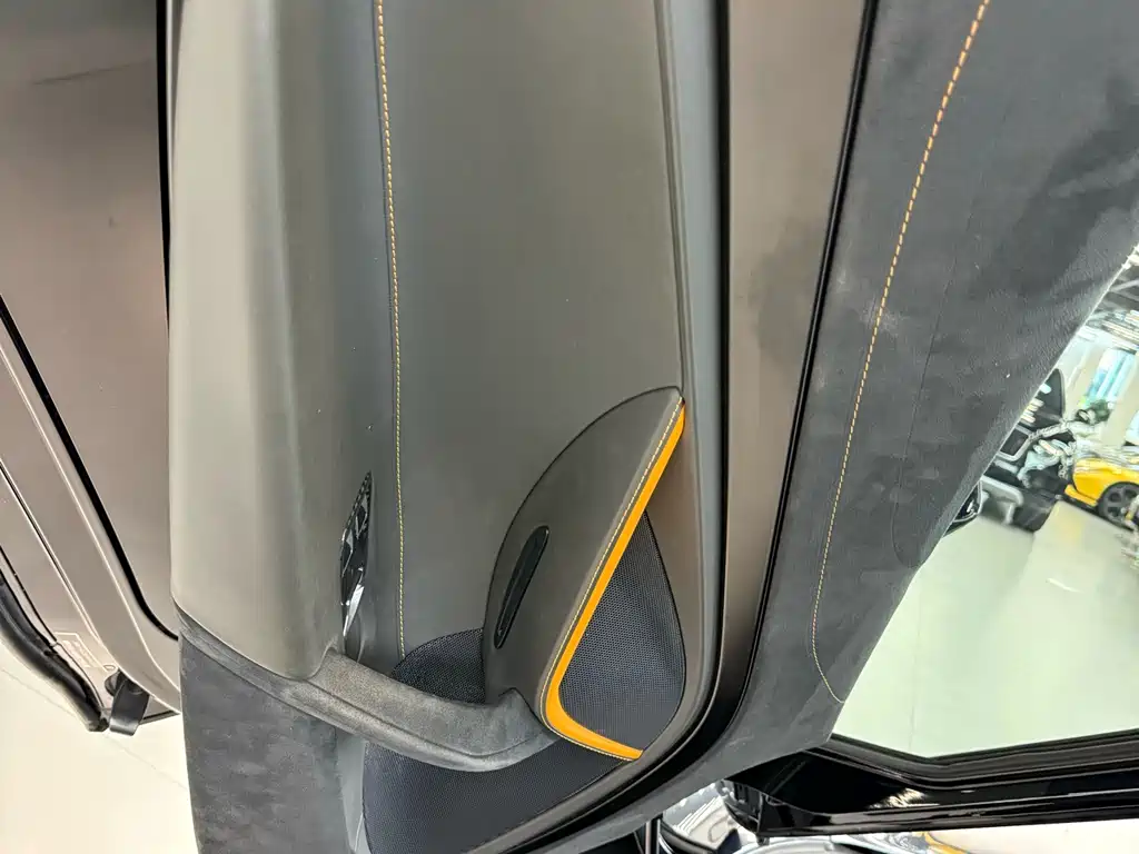McLaren 720S — миниатюра 14