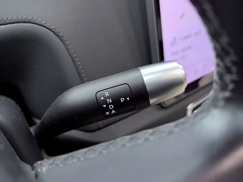 Li Auto Li L8 — миниатюра 14