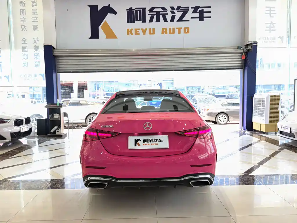 Mercedes-Benz C-Class — миниатюра 17