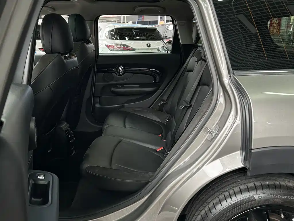 MINI Mini Clubman — миниатюра 6