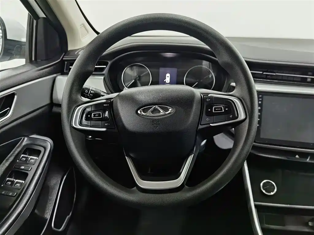CHERY ARRIZO 5