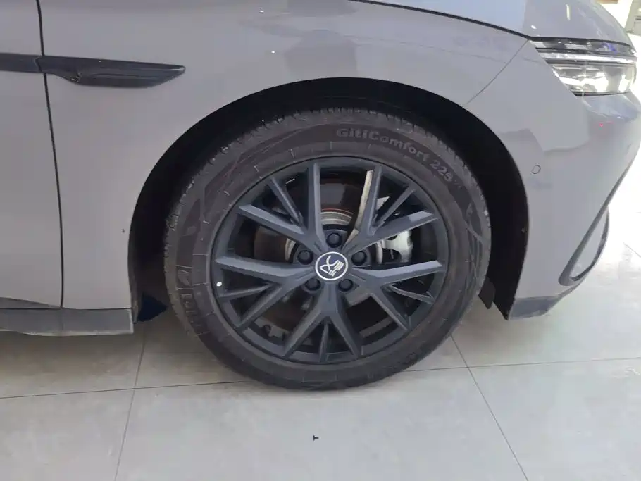 BYD Han — миниатюра 6