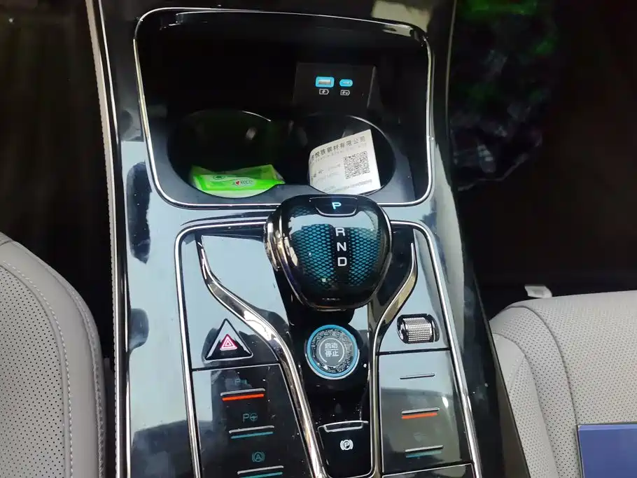 BYD Han — миниатюра 16
