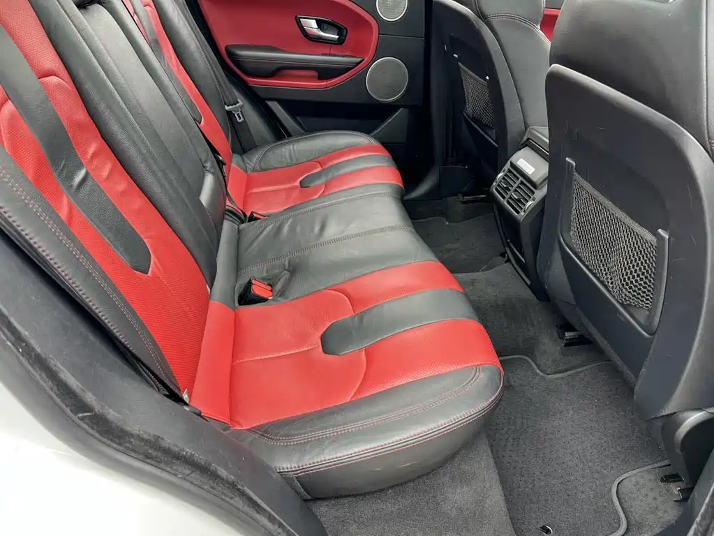 Land Rover Evoque (Import) — миниатюра 8