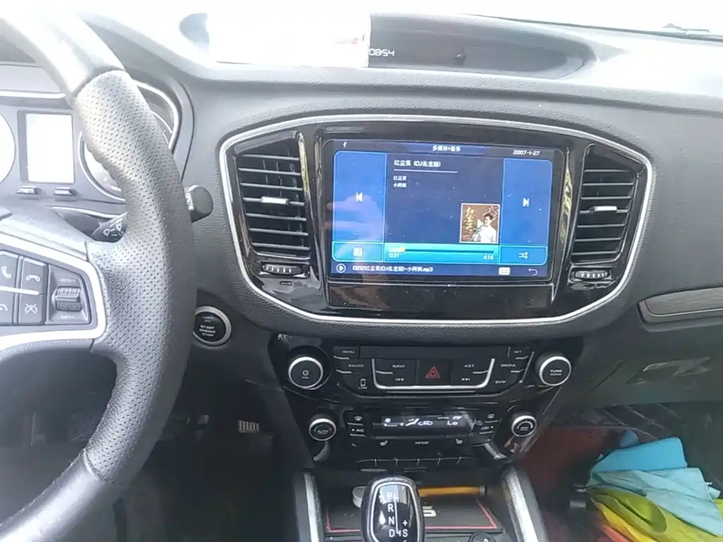 Geely Vision X6 — миниатюра 13