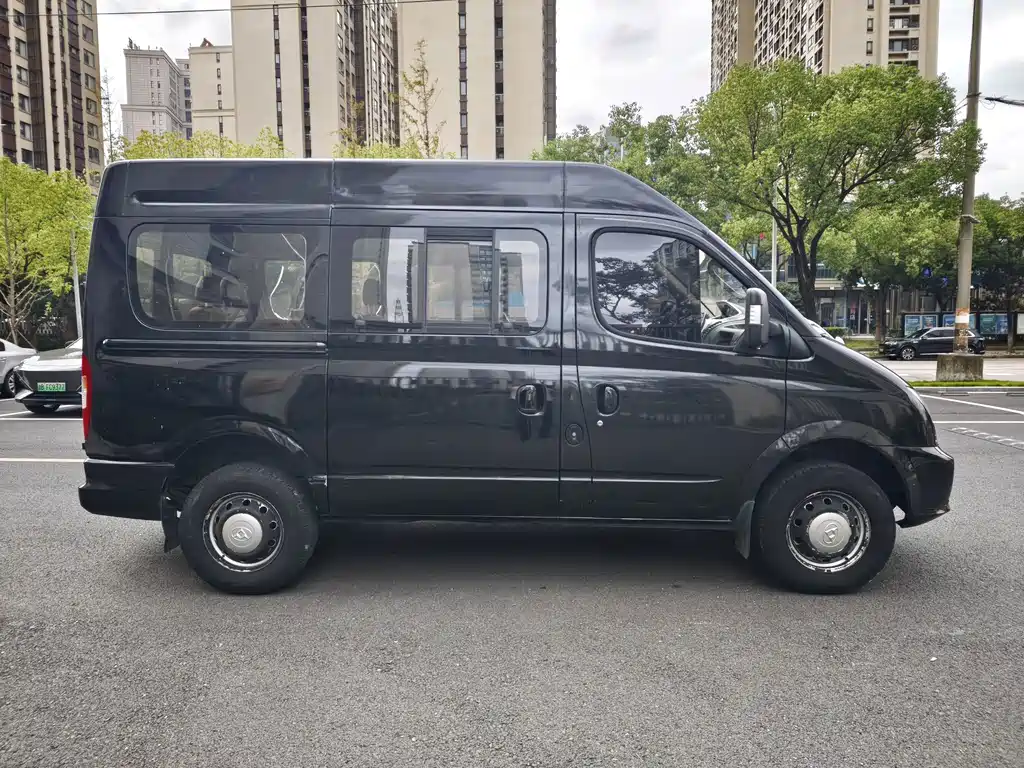 MAXUS V80 — миниатюра 4