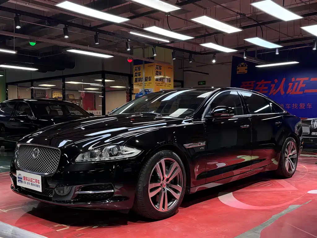 Jaguar XJ 2015