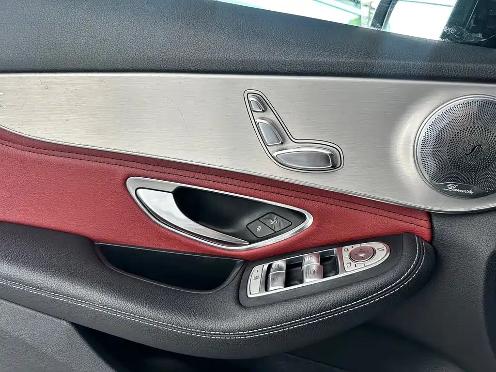 Mercedes-Benz C-Class — миниатюра 15