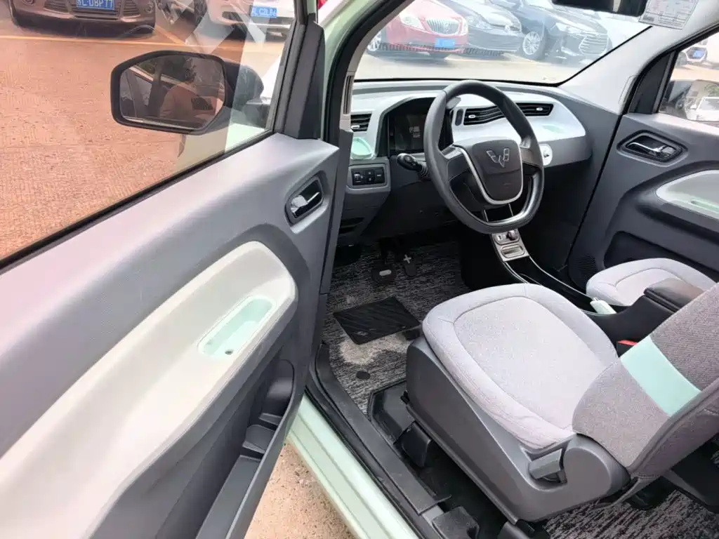 Wuling MINIEV — миниатюра 16