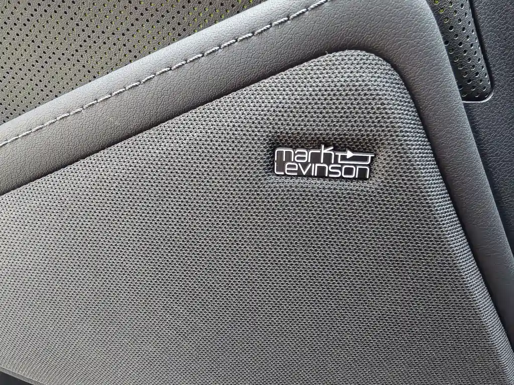 Lexus GX — миниатюра 17