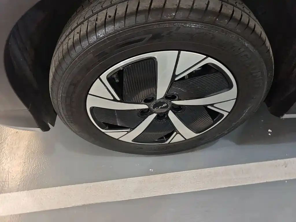 BYD Sealion 05 EV — миниатюра 23