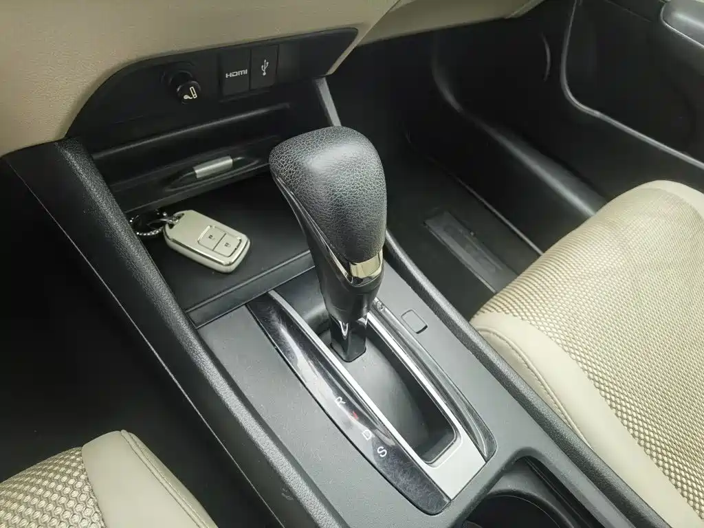 Honda Jade — миниатюра 13