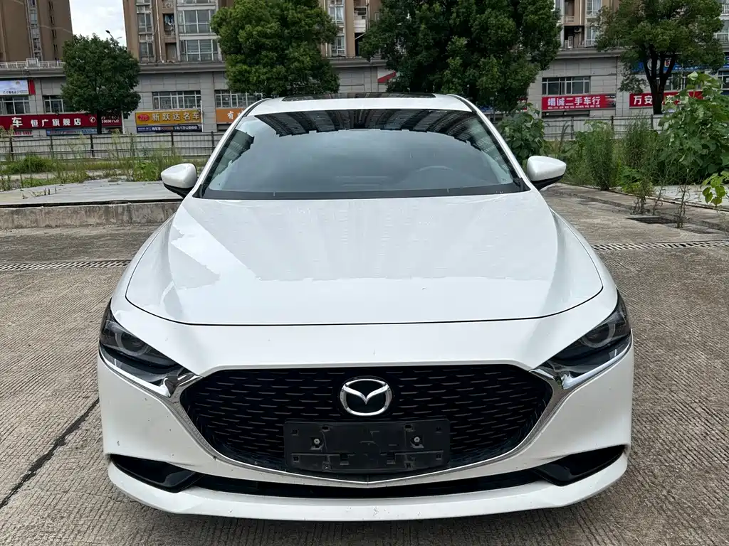 Mazda 3 Axela — миниатюра 2