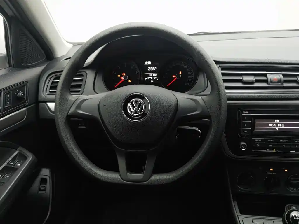 Volkswagen Lavida — миниатюра 11