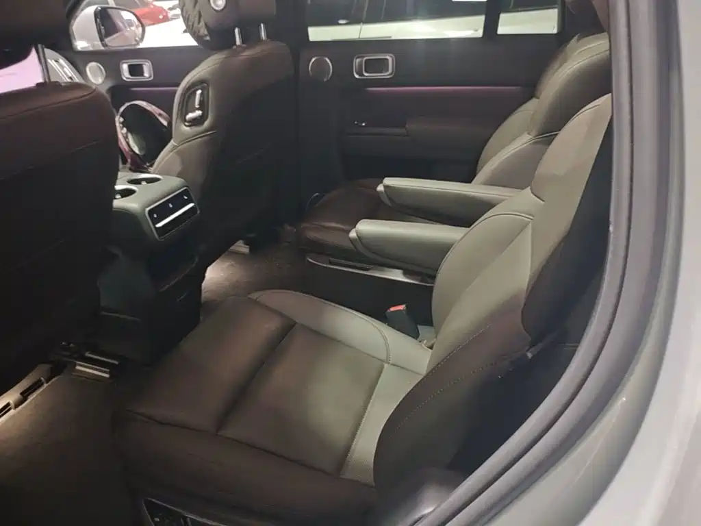 Li Auto Li L8 — миниатюра 17