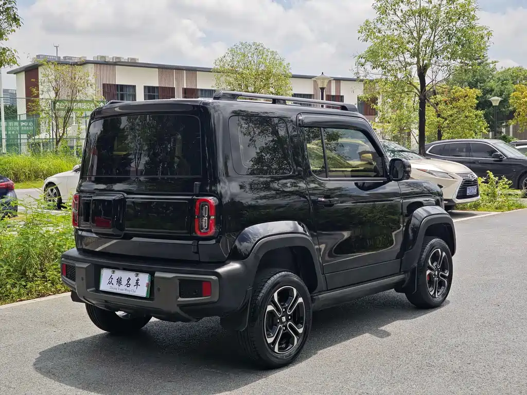 Baojun Yueye — миниатюра 4