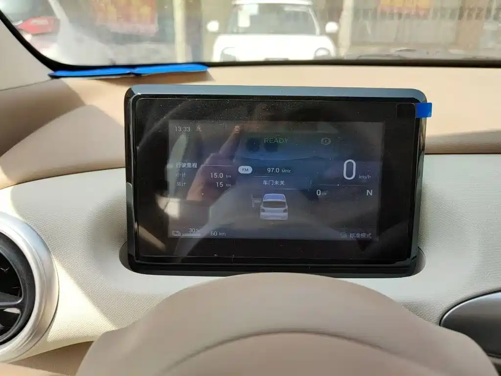 Wuling MINIEV — миниатюра 12