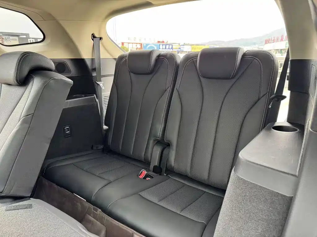 BYD Tang — миниатюра 18