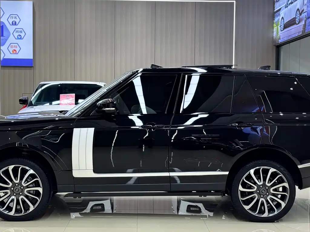 Land Rover Range Rover — миниатюра 2