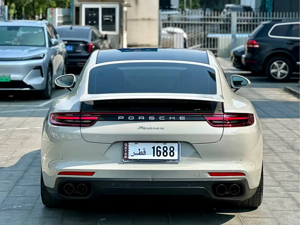 Porsche Panamera — миниатюра 9